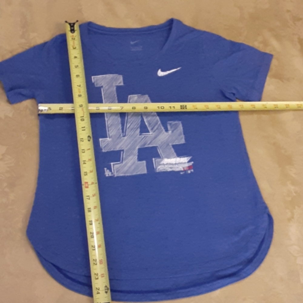 DODGERS BASEBALL Nike Blue LA Graphic T-Shirt Size S Women's EXELLENT CONDITIONS